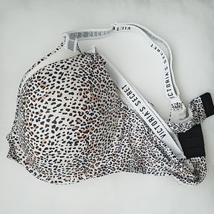 Victoria's Secret lightly padded wire Womens bra